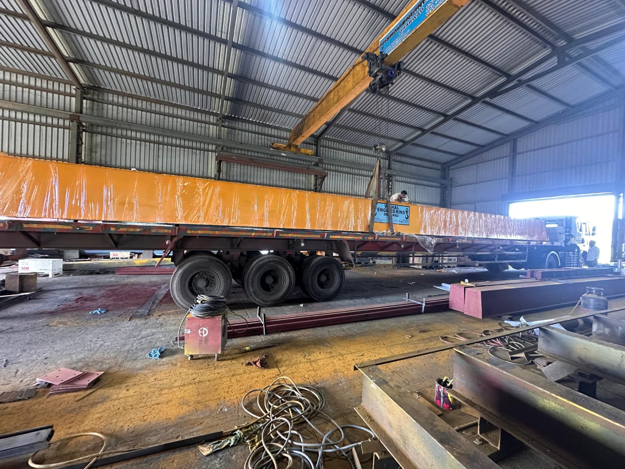 Double Girder EOT Crane in Operation
